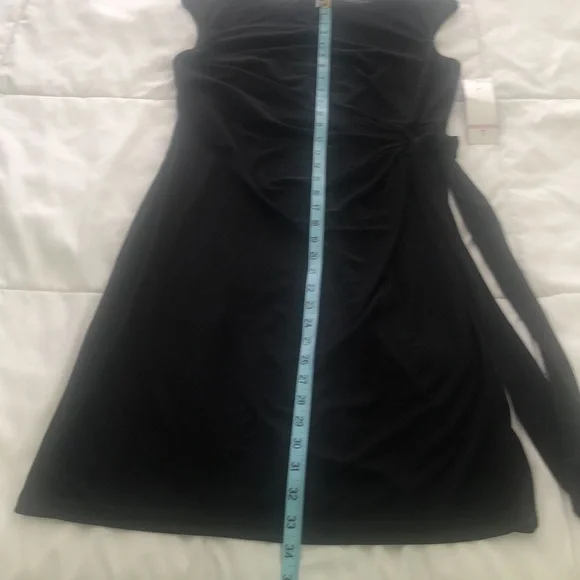 NWT Chetta B sleeveless Little black dress with side belt attached to tie - Picture 3 of 9
